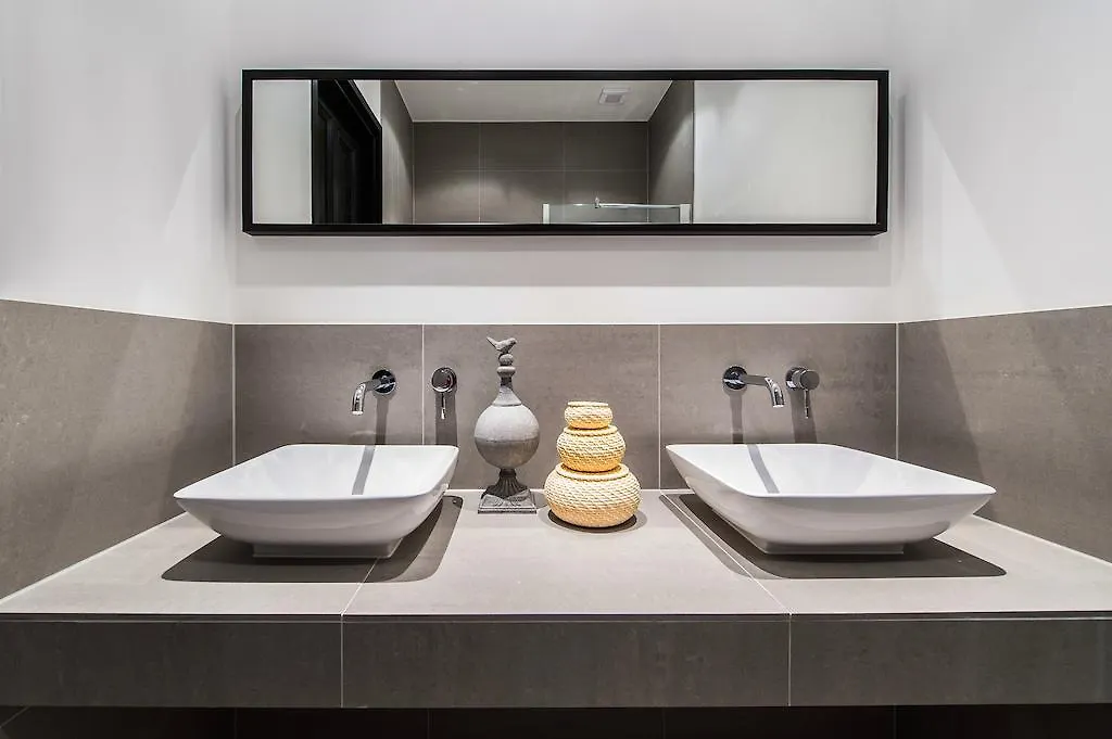 Short Stay Group Tropen Serviced Apartments Ámsterdam Países Bajos